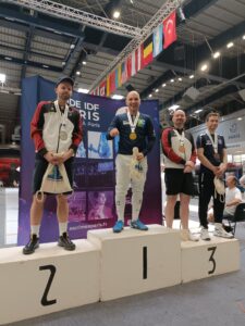 Fabrice sur la plus haute marche du podium au criterium international de Paris